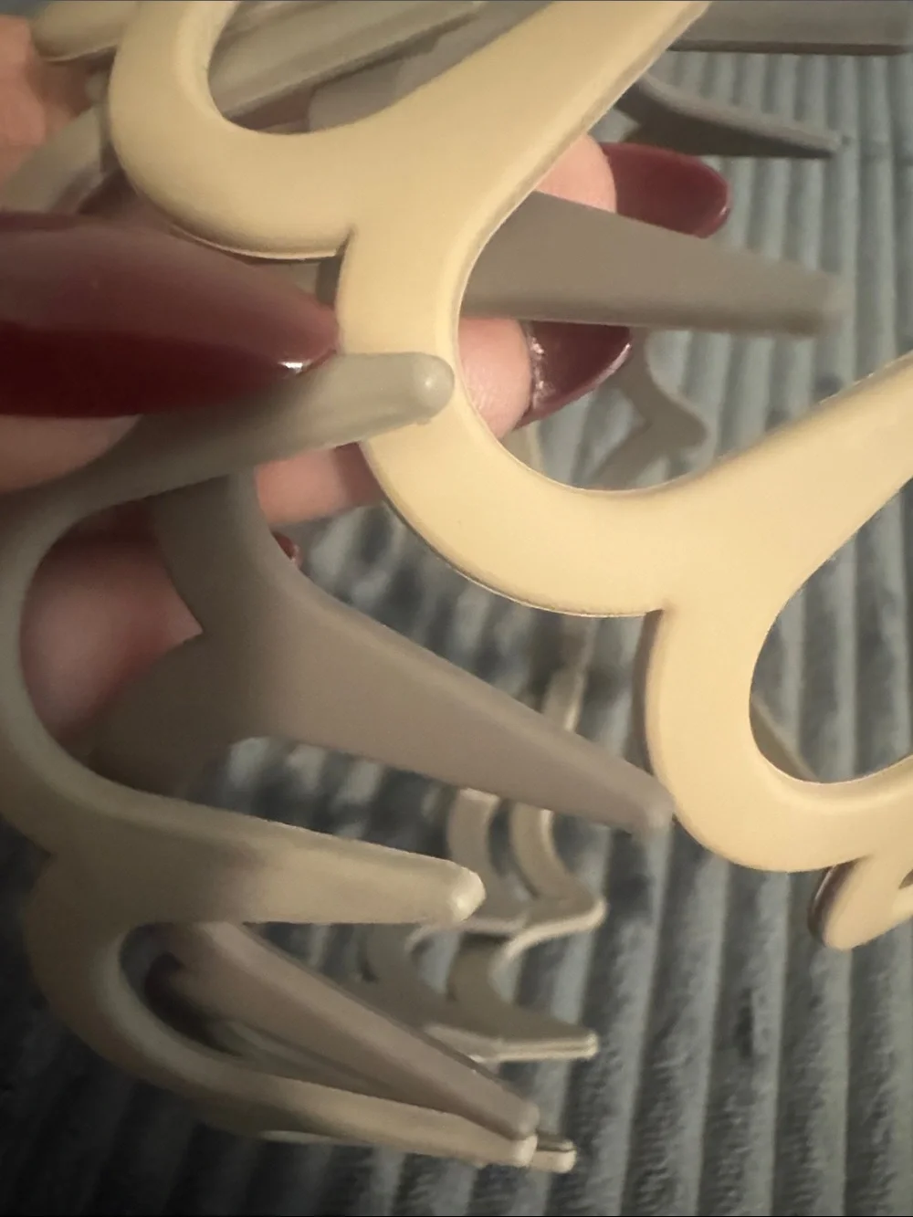 Neutral Scalloped Metal Headband - Beige and Taupe